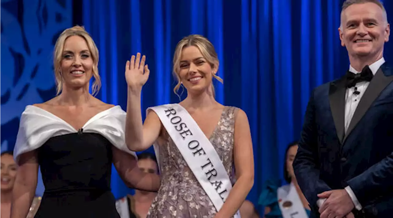 The New York Rose Is Crowned The Rose Of Tralee