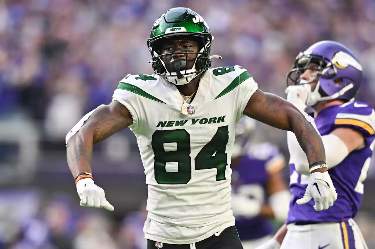 Jets WR Corey Davis retires