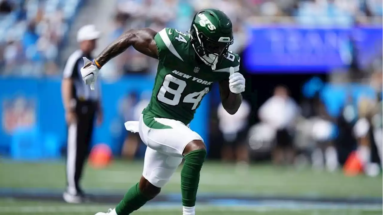 New York Jets wide receiver Corey Davis announces he's stepping away from football