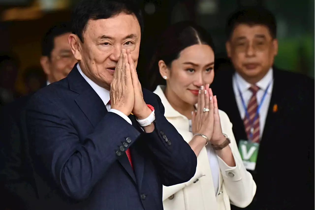 Thaksin terus ke penjara selepas tiba di Thailand