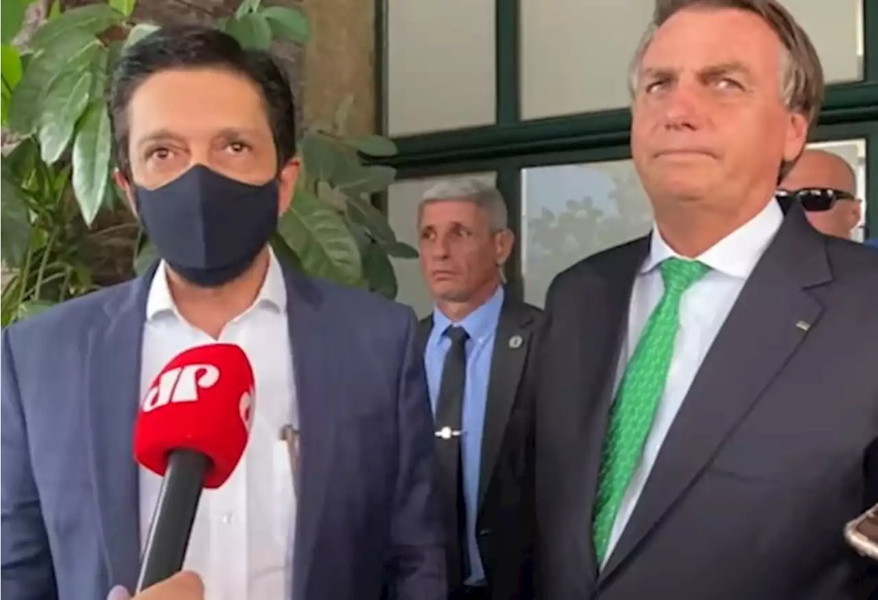 Bolsonaro acerta com Valdemar e vai escolher o vice de Nunes em SP