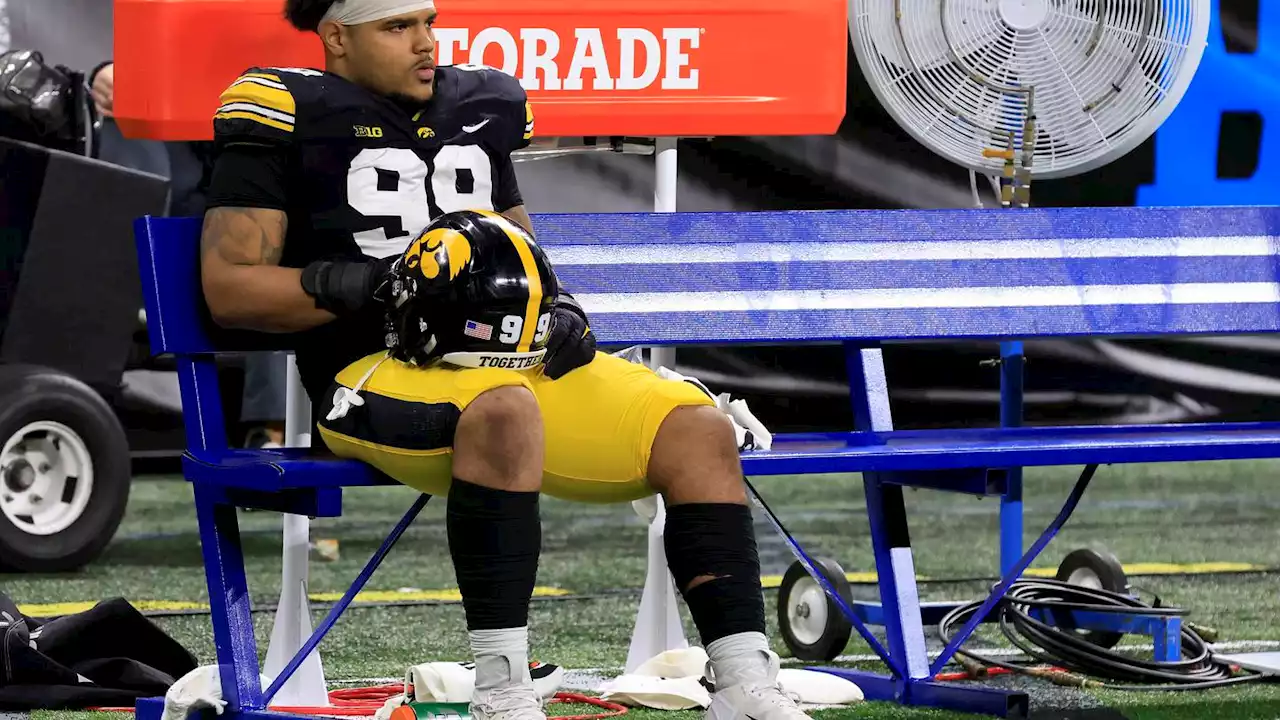 NCAA suspends Iowa DT Noah Shannon for season over gambling violation; Iowa to appeal