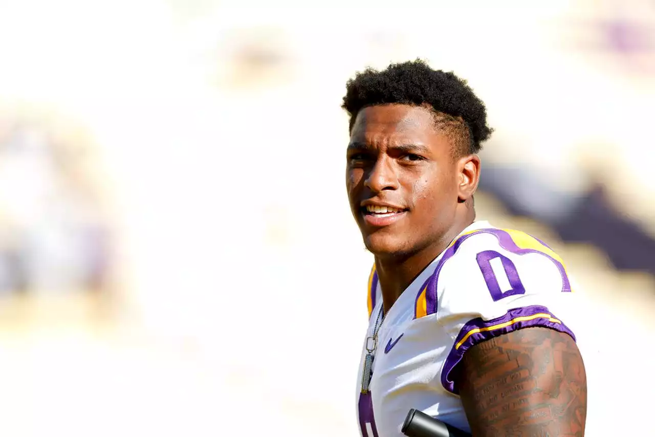 Report: LSU's Maason Smith suspended for season-opener