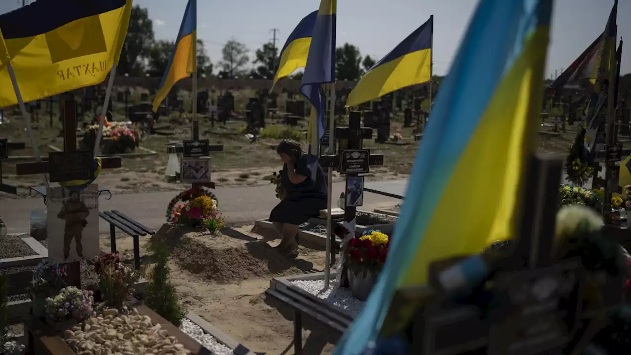 Ukraine marks Independence Day and vows to keep fighting Russia as it remembers the fallen