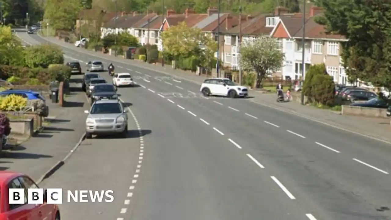 A4 Bath Road: Plans for relief road along old rail line criticised