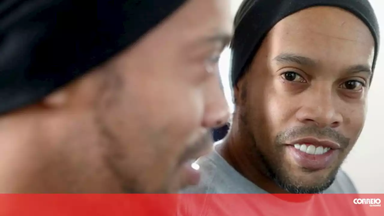 Brasileiro Ronaldinho volta a faltar a comissão parlamentar em caso de fraude