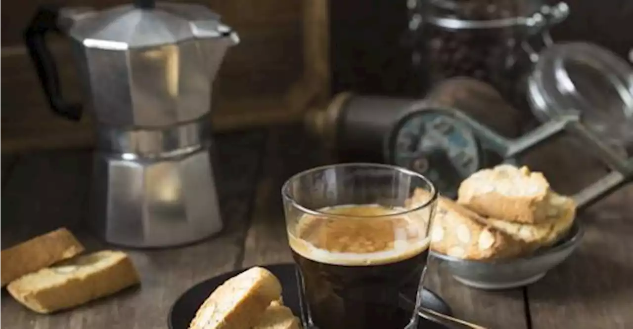 Caffè a casa come al bar, la guida definitiva per prepararlo perfetto