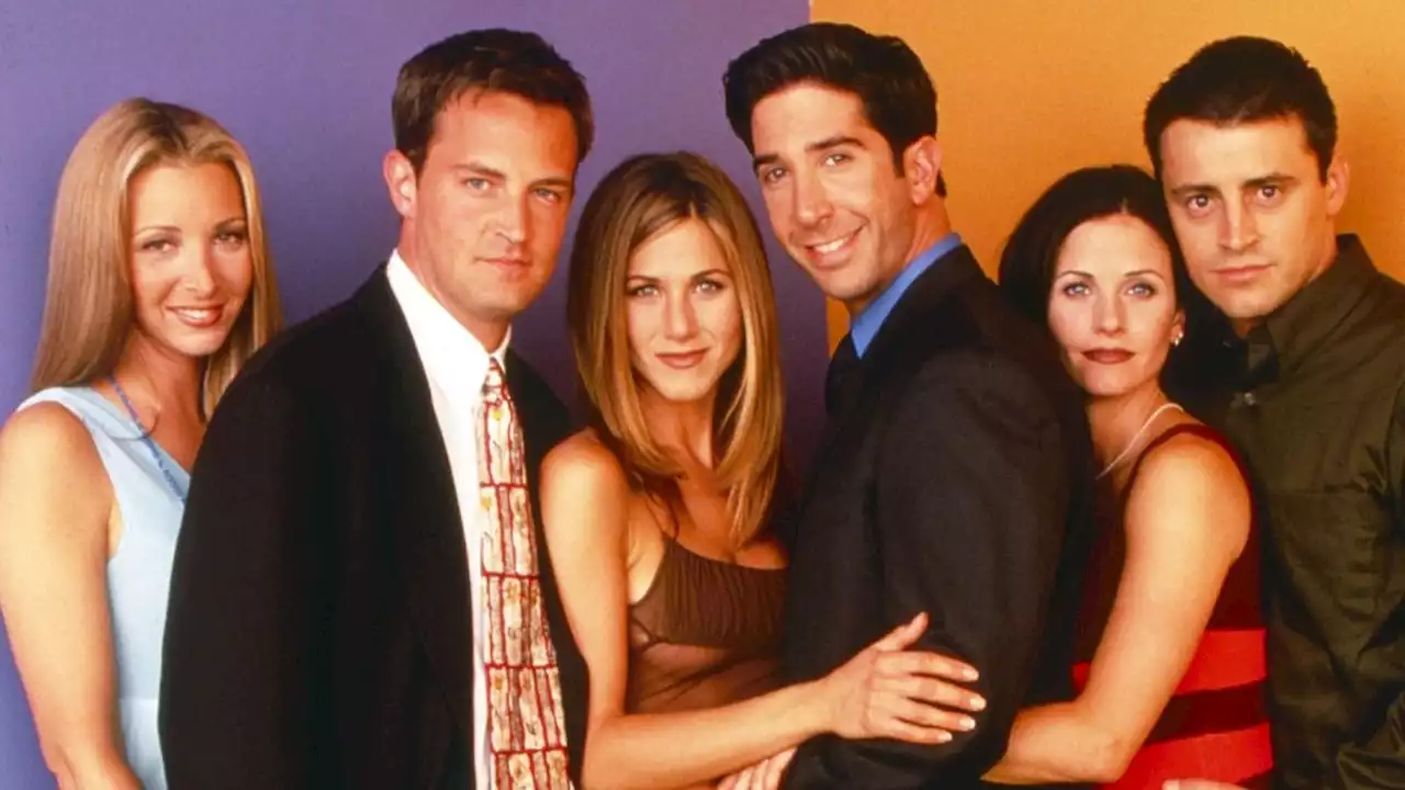 Former ‘Friends’ Writer Says Cast “Rarely Had Anything Positive To Say” About Scripts & Why She Suffered From Imposter Syndrome