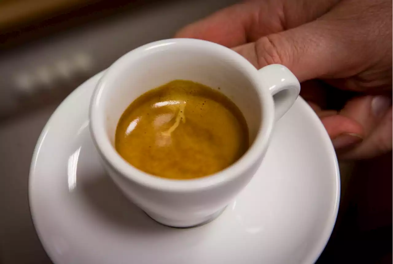 „Eine Provokation“: Italienisches Café bietet 70-Cent-Espresso an