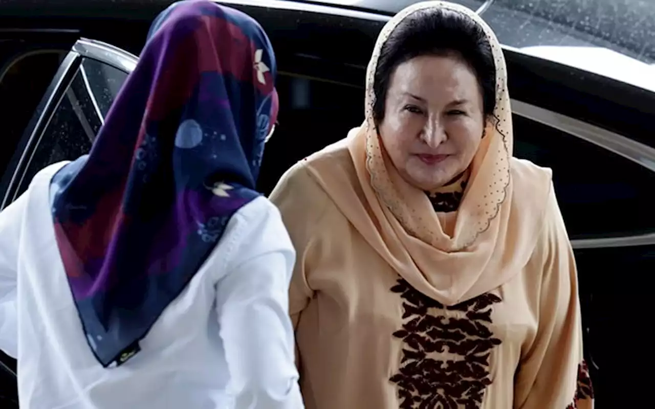 ‘Unemployed’ Rosmah received ‘large sums of money’, says prosecution