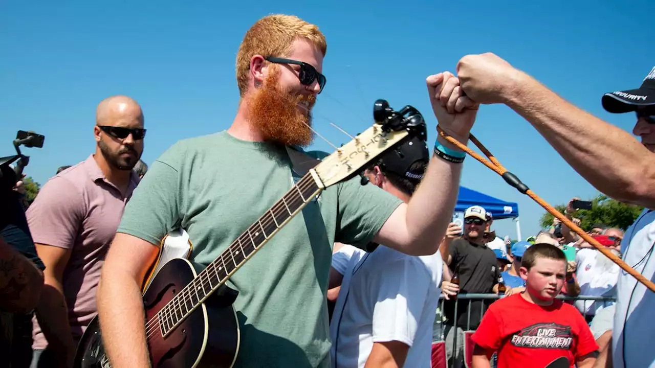 The Right Has Already Turned on Their Appalachian Folk Hero