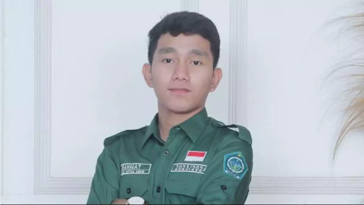 Gagal Kuliah Kedokteran di China, Santri Asal Sulbar Ini Diterima Kuliah di AS