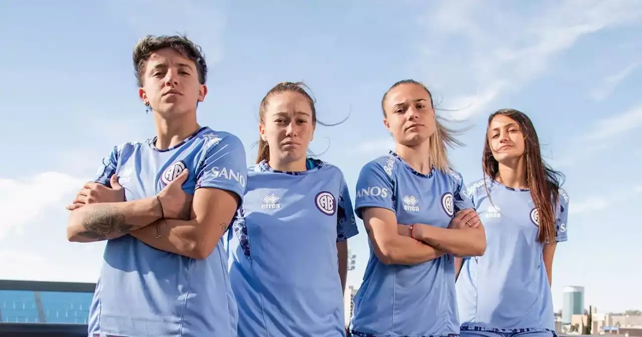 Nueva camiseta para el equipo femenino del club de Alberdi