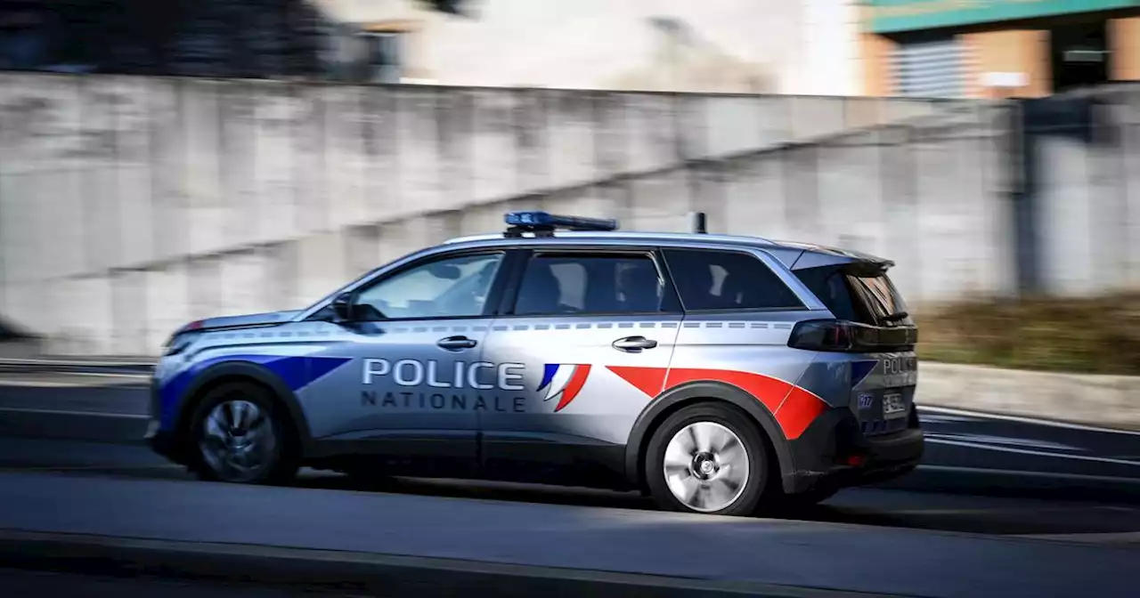 Saint-Nazaire : en fuite à bord d'un véhicule volé, des mineurs donnent des «coups de volant» sur une voiture de police