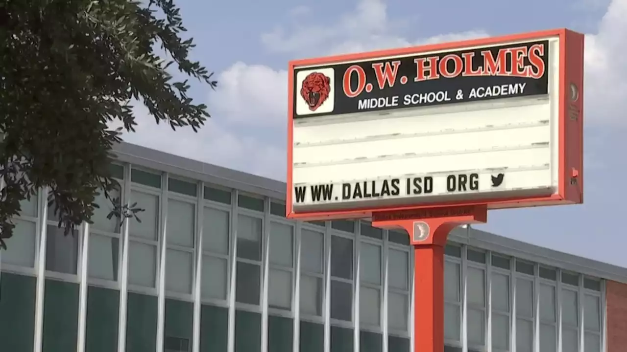 Principal reflects on full-circle moment at beloved Oak Cliff academy