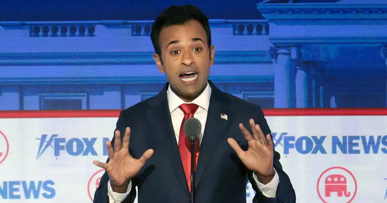 Vivek Ramaswamy embraces being the center of attention at a debate without Trump