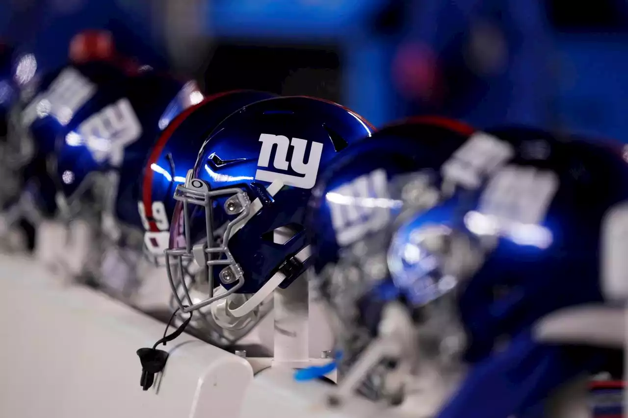 Giants TE goes down in practice with scary ‘medical event’