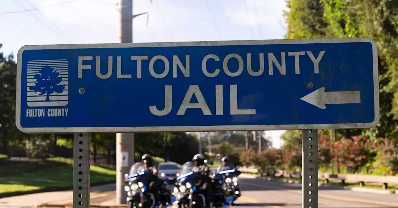 Donald Trump expected to surrender to the Fulton County jail: live updates