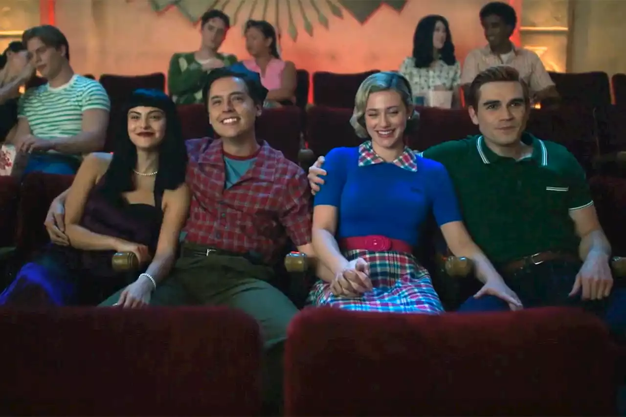 ‘Riverdale’ fans outraged over series ending with steamy foursome: ‘Most stupid thing’