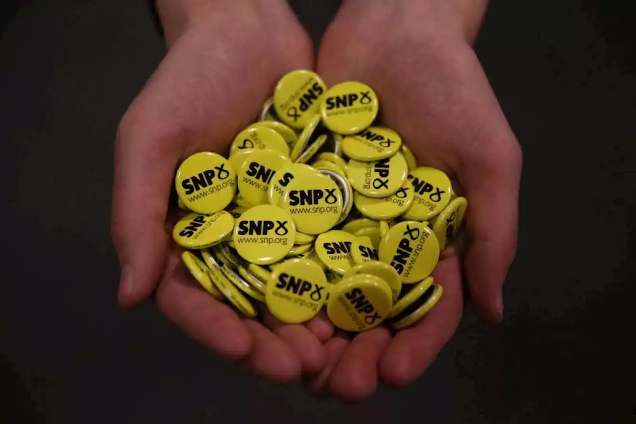 SNP deficit rises to £800,000 and membership numbers fall, party accounts show