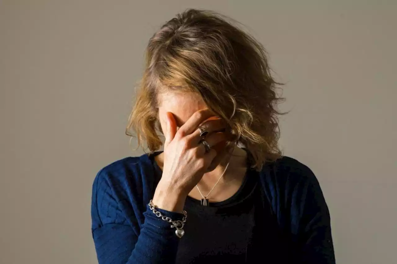 Women more severely affected by ME, study claims