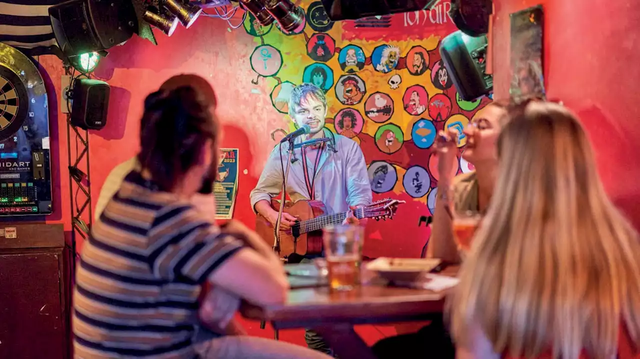 « Yec’hed mat ! », épisode 9 : les bars bretons de Montparnasse, refuges des amoureux de la Bretagne