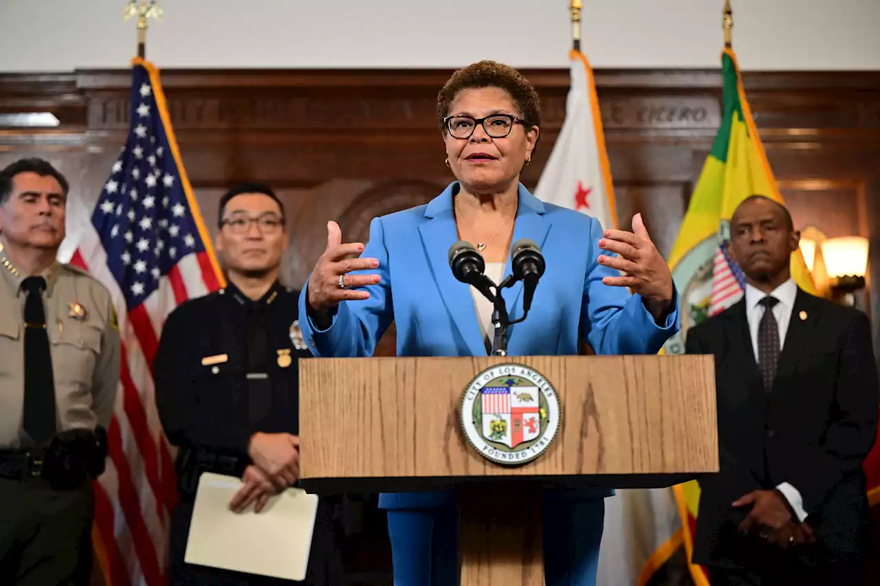 Bass-backed LAPD pay hike passes, despite flack from progressives