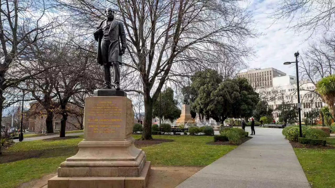 Historic statue of former politician to fall in Australian first