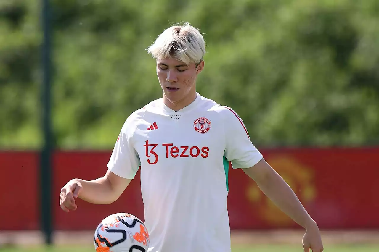 Hojlund could finally make his Man United debut this weekend in boost ahead of key clash