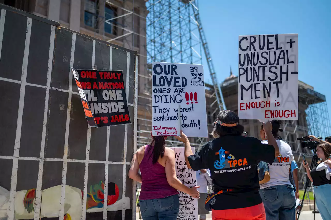 Dozens of Heat-Related Deaths at Texas Prisons Prompt Dems to Call for Inquiry