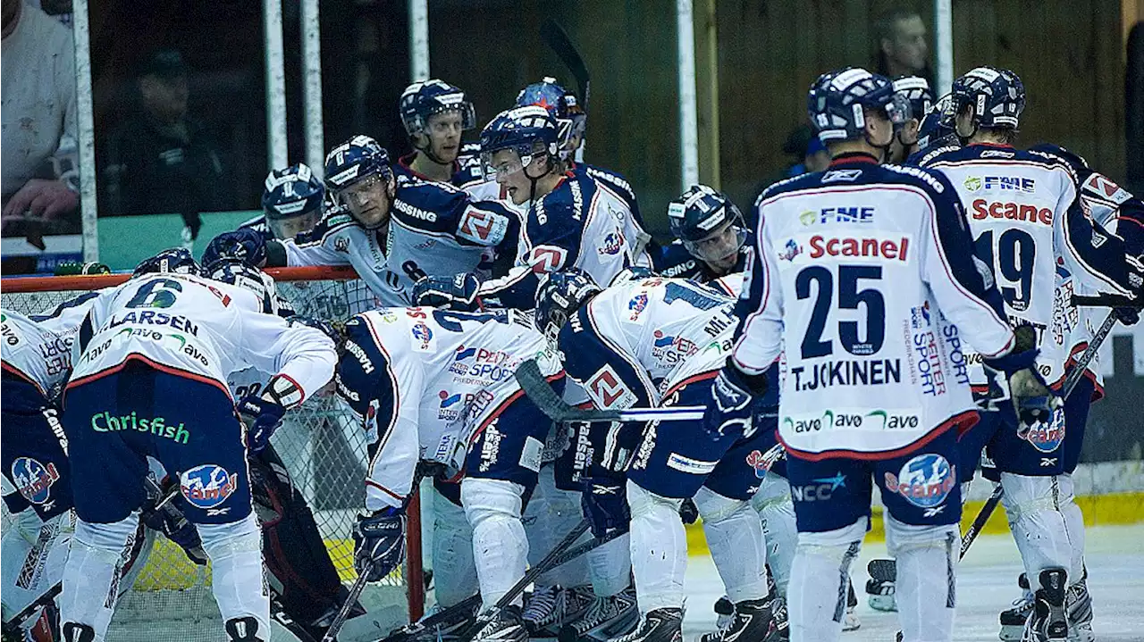 40-årig ishockey-træner pludselig død: Spillere tilbudt krisehjælp