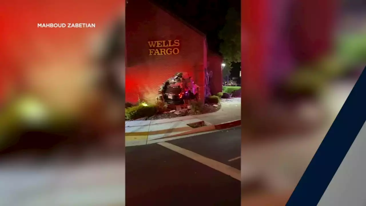 Orinda police car slams into brick wall of Wells Fargo Bank