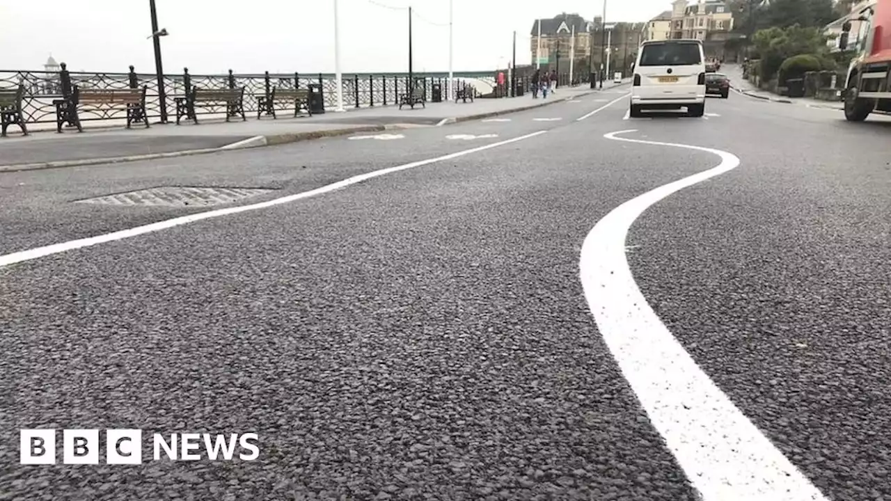 Clevedon seafront wiggly line scheme £1.1m over budget