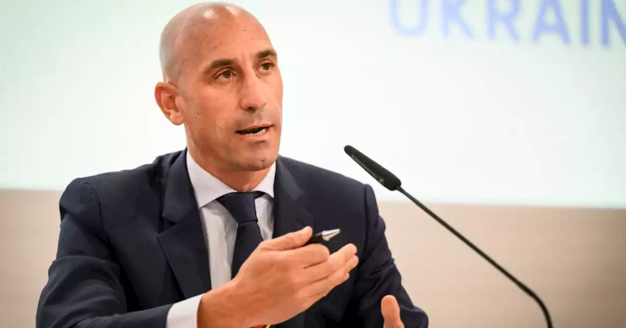 Luis Rubiales no renuncia y dice que el beso fue 'espontáneo, mutuo, eufórico y consentido'