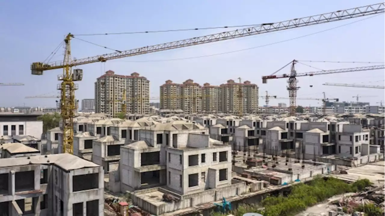 China Rolls Out Major Mortgage Easing for Homebuyer Support