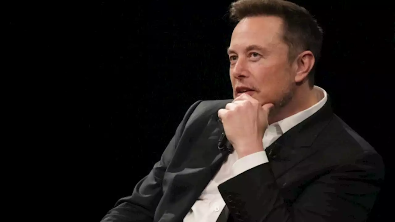 Tesla Investors to Get About $12,000 Apiece in Musk’s SEC Deal