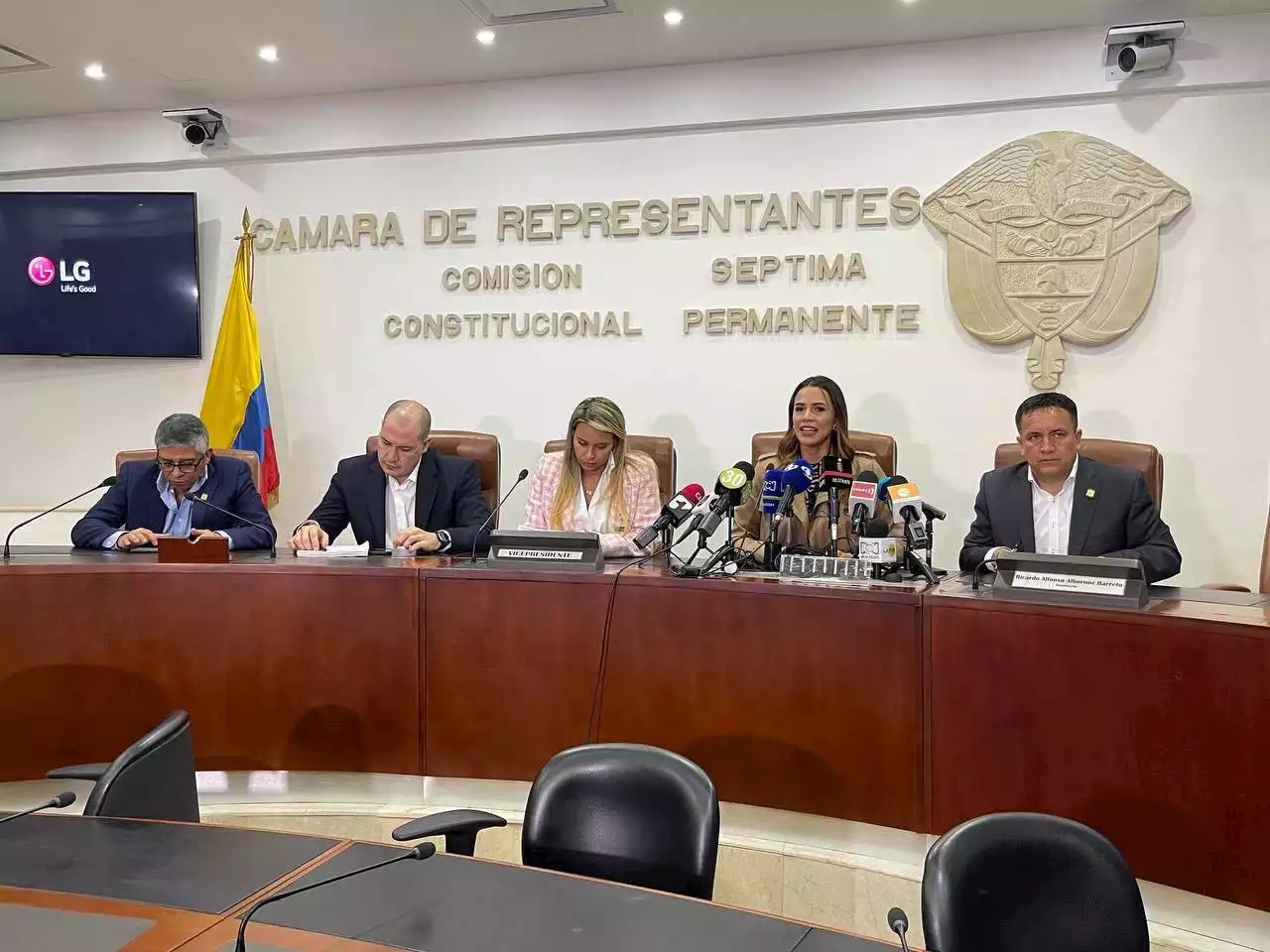 Sin previo aviso, Gobierno radicó proyecto de Reforma Laboral en Cámara de Representantes