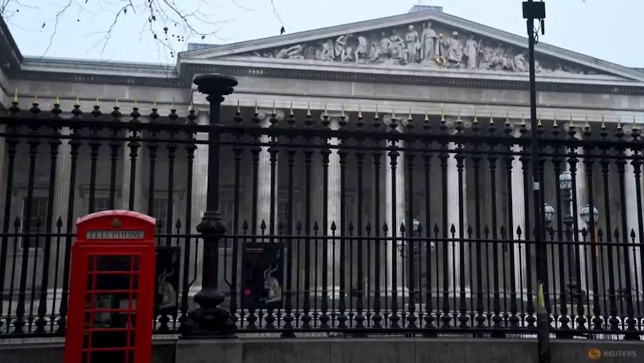 British Museum director resigns over stolen items