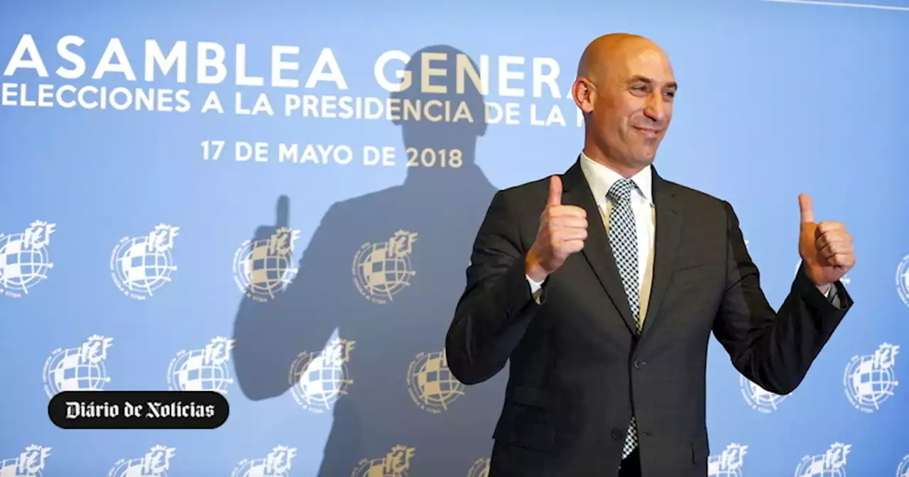 Luis Rubiales anuncia que não se vai demitir da presidência da federação espanhola de futebol