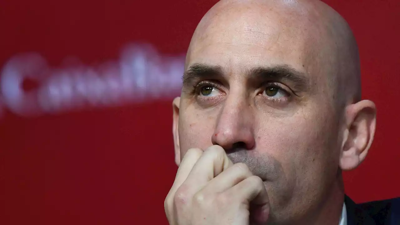 Baiser forcé de Rubiales : des clubs poussent le président de la fédération espagnole vers la sortie