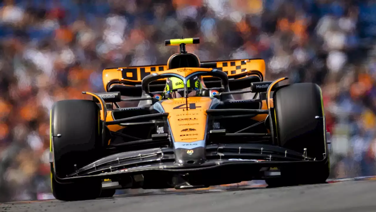 | Lando Norris (McLaren) un souffle devant Max Verstappen (Red Bull) lors des essais libres 2