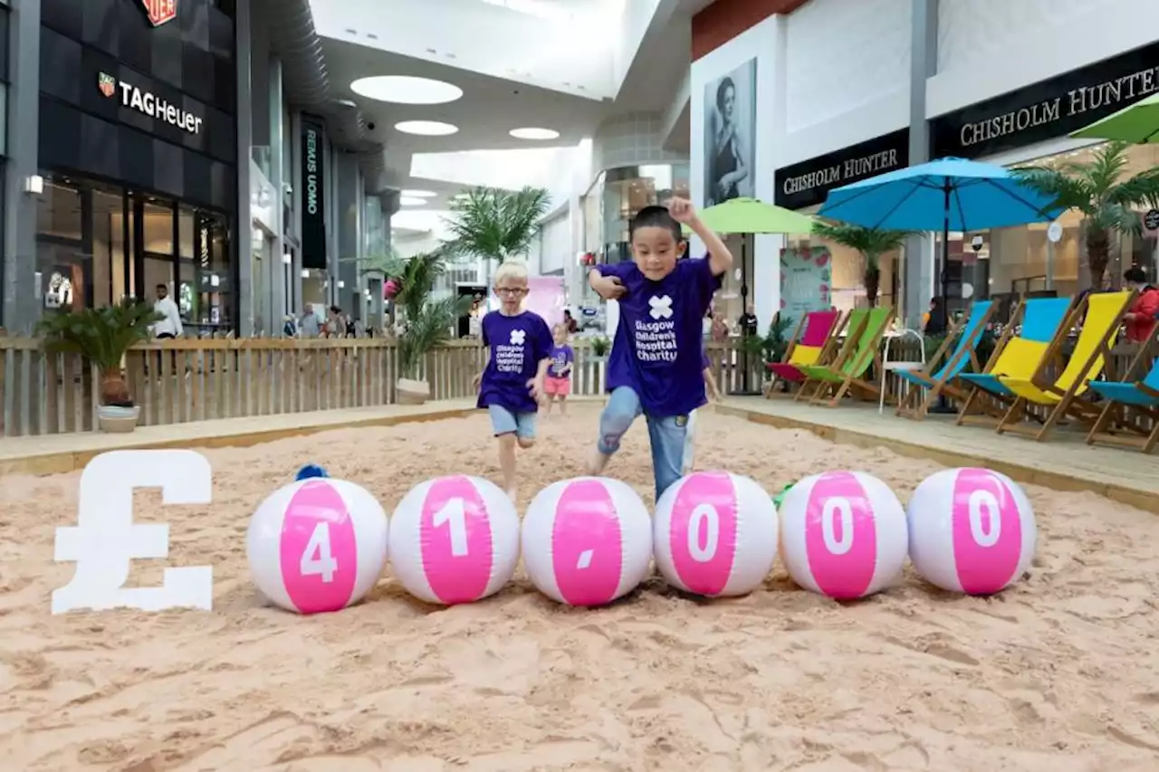 Indoor beach helps Silverburn Shopping Centre raise over £40k