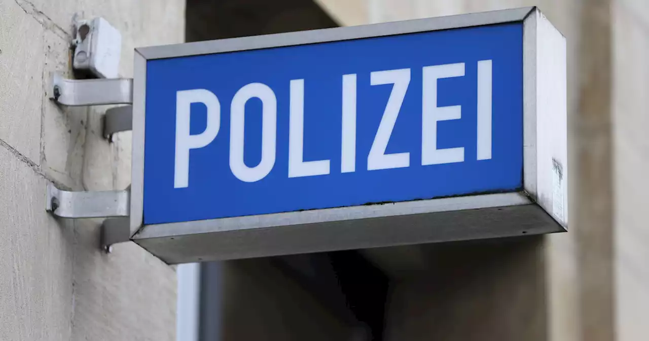 Frau greift Freibad-Besucherin in Landau an und droht ihren Kindern