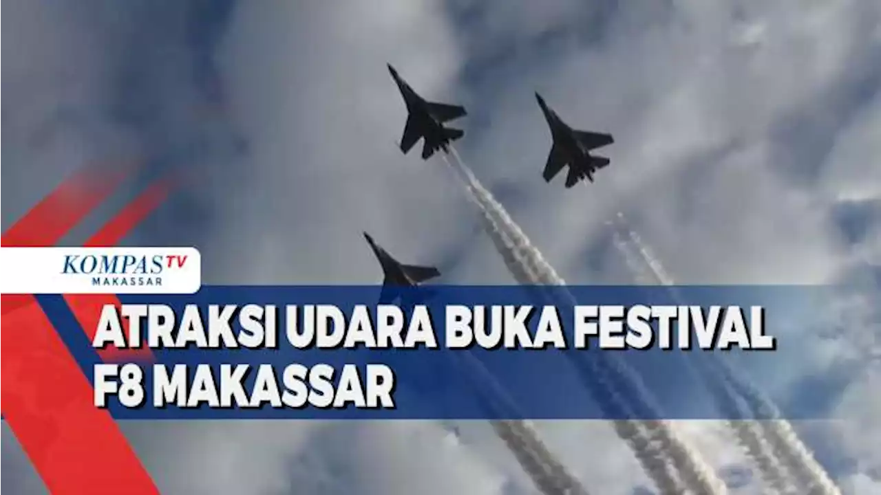 Atraksi Udara Buka Festival F8 Makassar