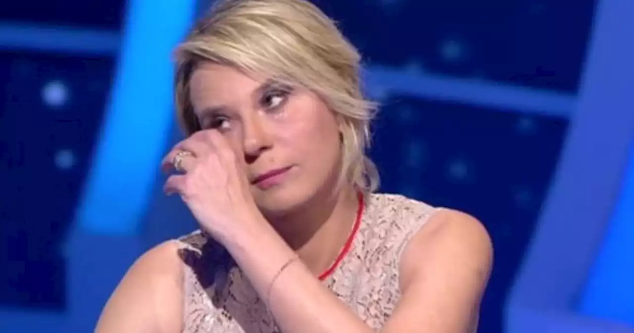 Maria De Filippi, 'problemi personali': salta la registrazione, cos'è successo