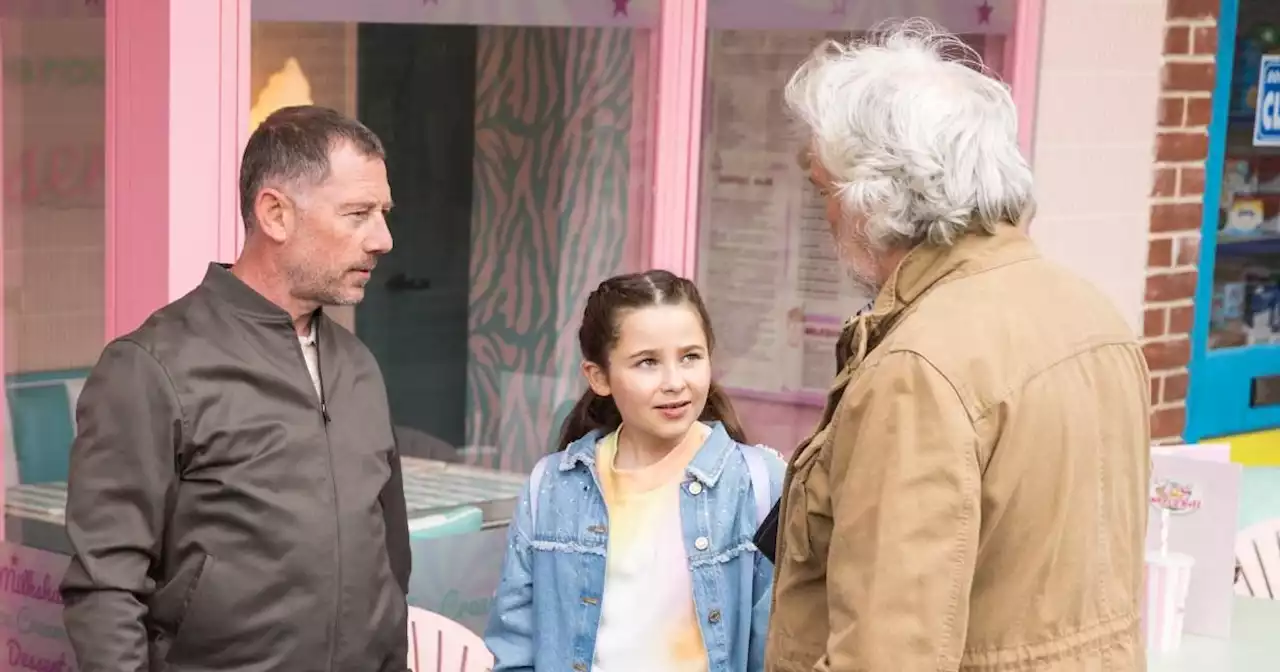 Eliza's dad targets Stu in fiendish new Corrie plot