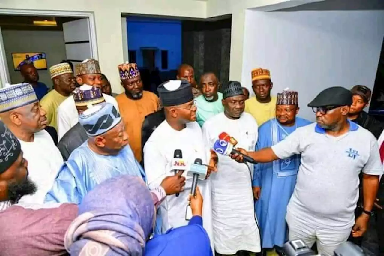 Yahaya Bello, Ita-Giwa take protest to Ganduje’s Abuja residence