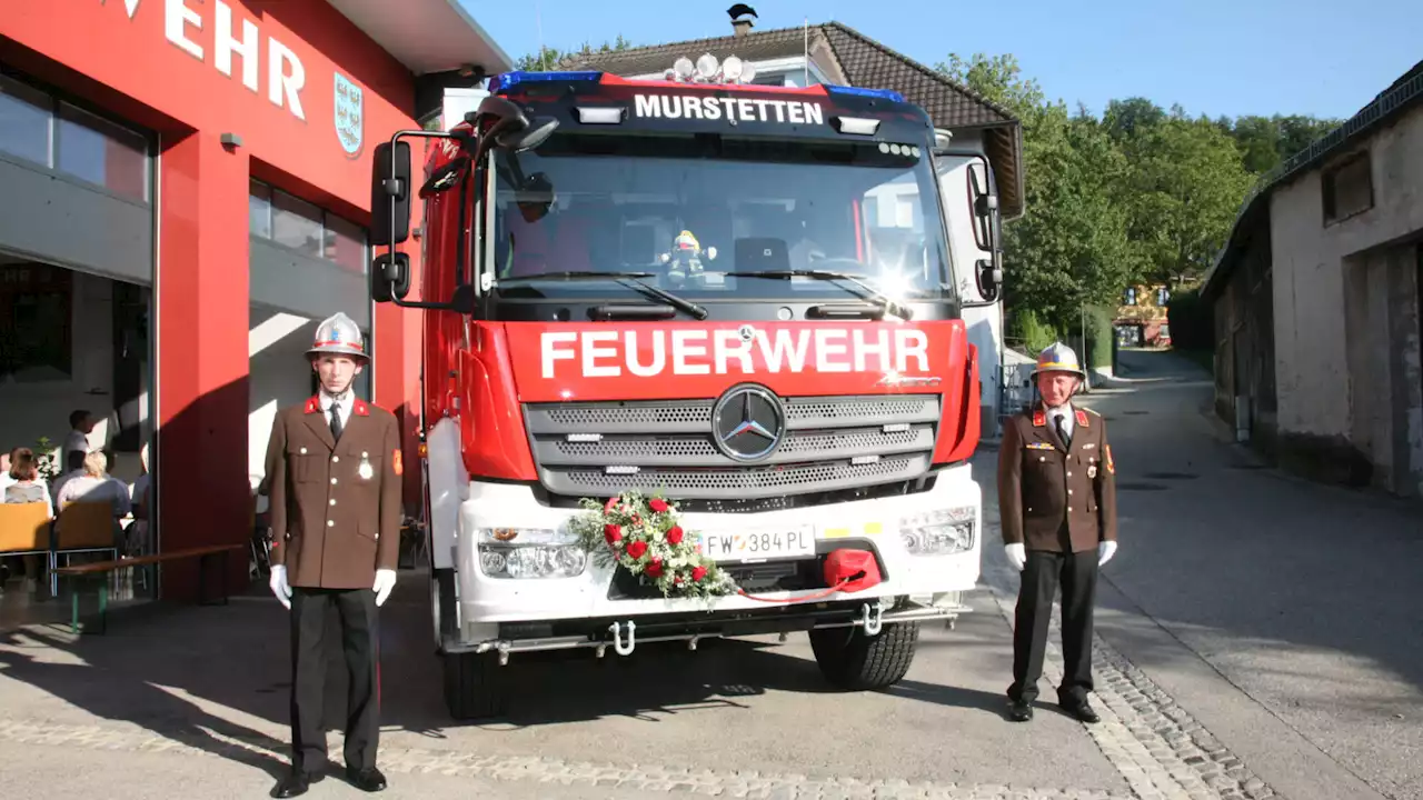 Feuerwehr Murstetten freut sich über neues Fahrzeug