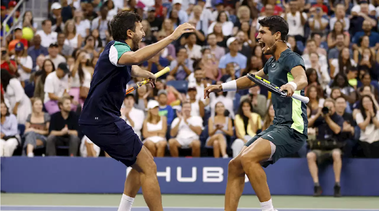 Sebastián Yatra debutó en el tenis: jugó al lado de Carlos Alcaraz en una exhibición del US Open