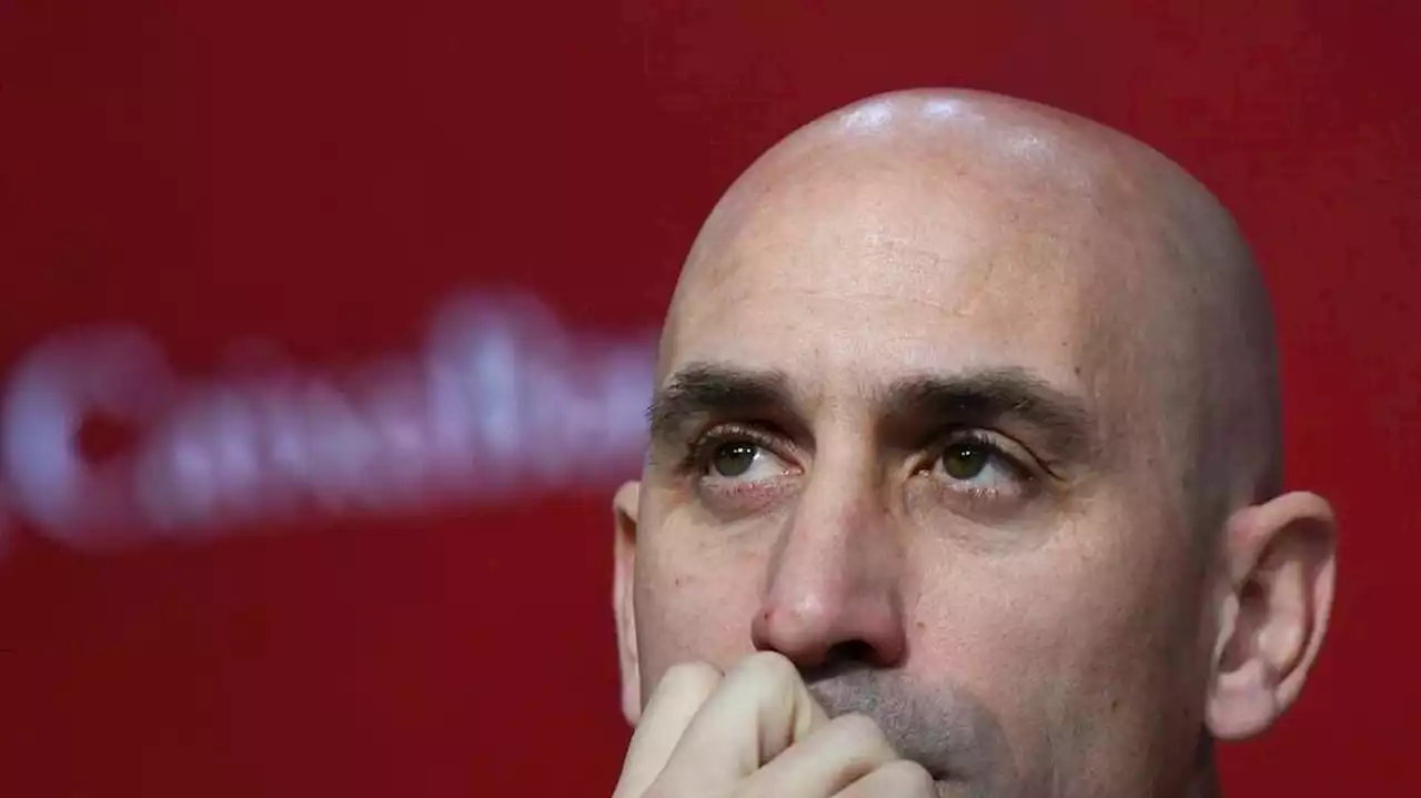 Le patron du foot espagnol Luis Rubiales ne démissionnera pas après l’affaire du baiser forcé